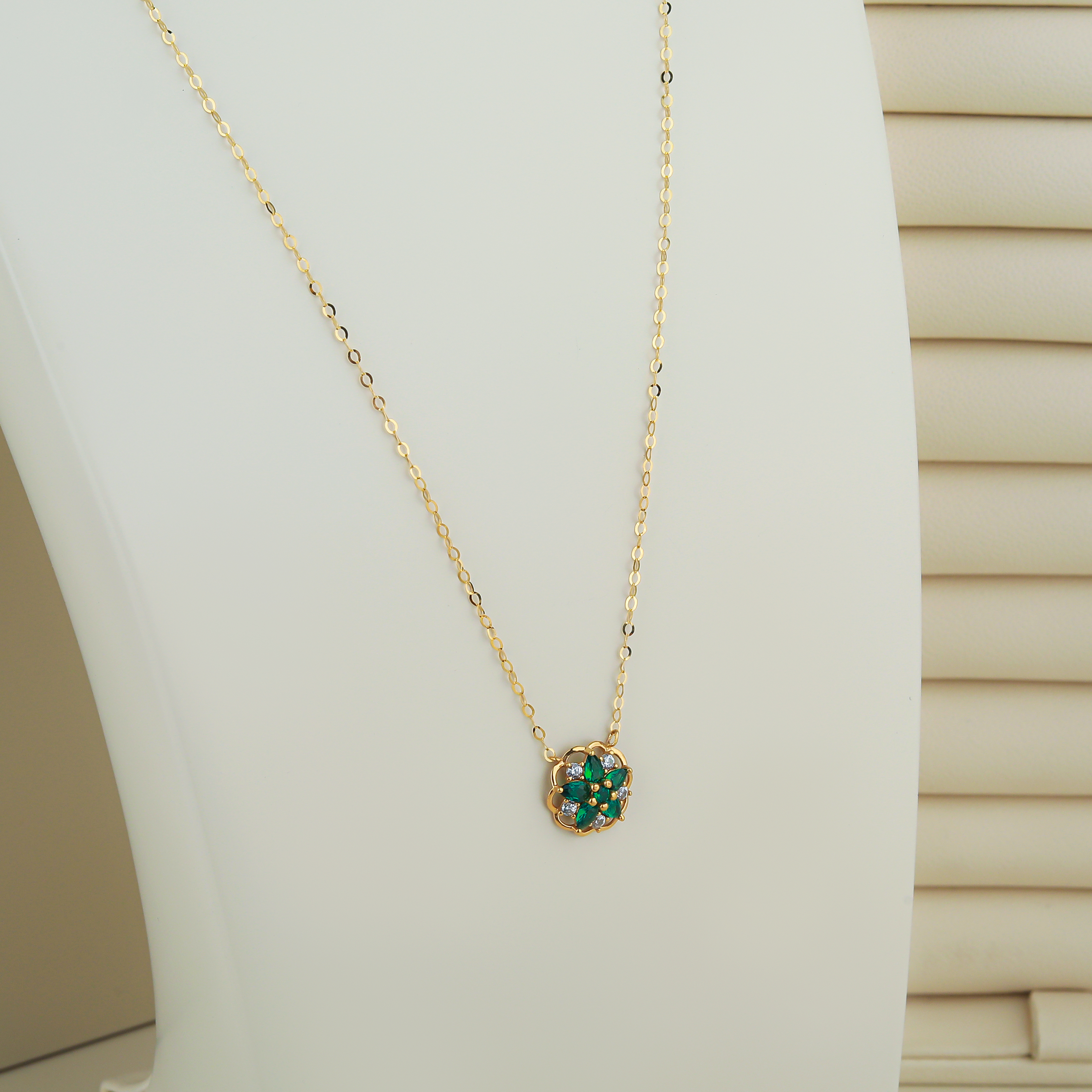 21 karat gold choker, made in Turkey - (H-0980)